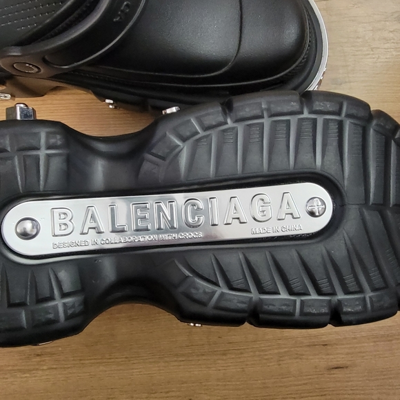 Balenciaga Hardcrocs Black Mule - Picture 13 of 14